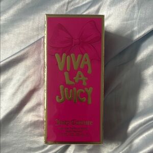 Juicy Couture’s Viva La Juicy Eau de Parfum - 50ml